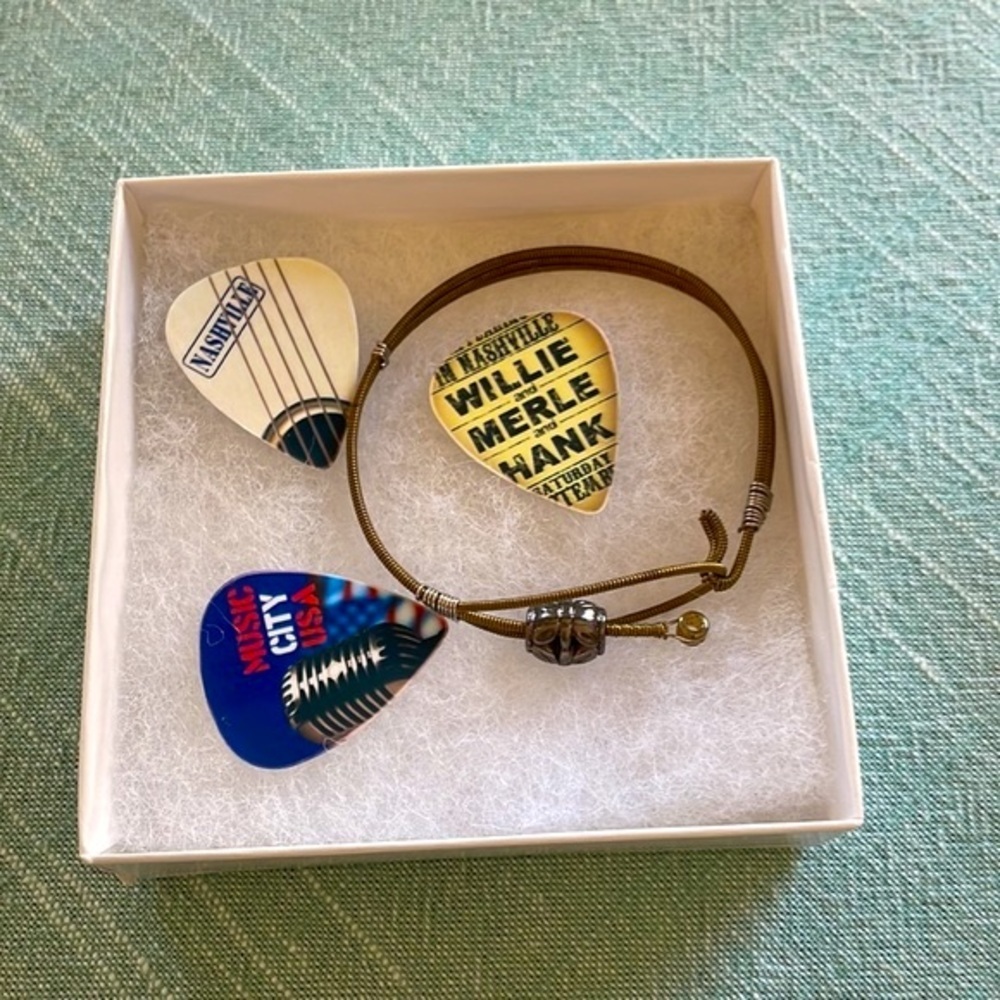 Acoustic Guitar String‎ Bracelet
